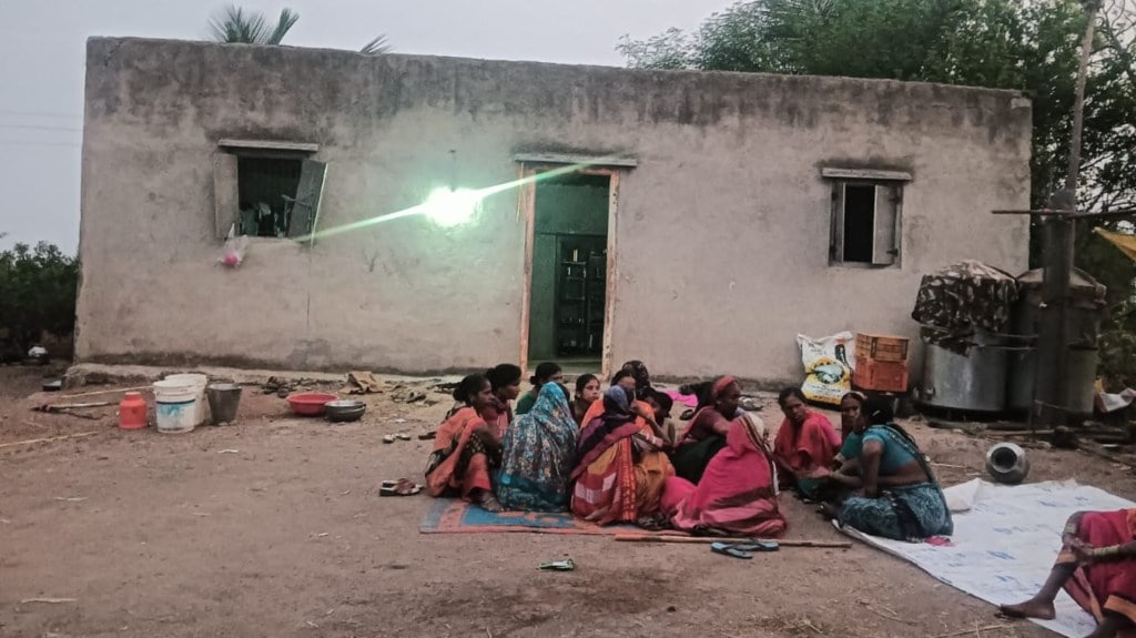 atpadi-banpuri-father-tortures-daughters-hanging-upside-down-theft-suspicion-death-case atpadi-banpuri-father-tortures-daughters-hanging-upside-down-theft-suspicion-death-case