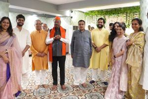 supriya-sule-daughter-revati-to-marry-nagpur-businessman-son-sarang-lakhani-details