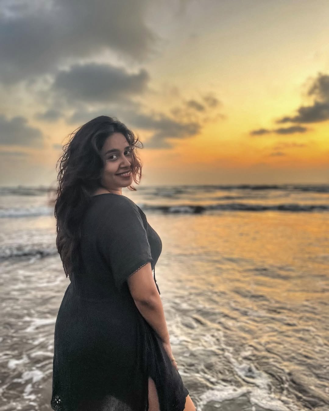Swanandi Berde Goa Beach Photoshoot