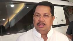 Vijay Wadettiwar Allegation Ashok Kharat News : ‘प्रशासकीय अधिकारी बाहेर बसायचे, त्यांच्या पत्नी खरातच्या केबिनमध्ये जायच्या’, विजय वडेट्टीवारांचा खळबळजनक दावा