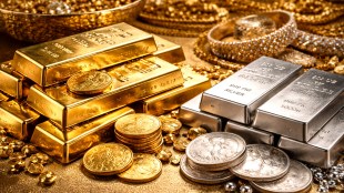 जळगाव शहरातील सराफा बाजारपेठेत गुरुवारी सोने आणि चांदीच्या किमतीत मोठी घट नोंदवण्यात आली.