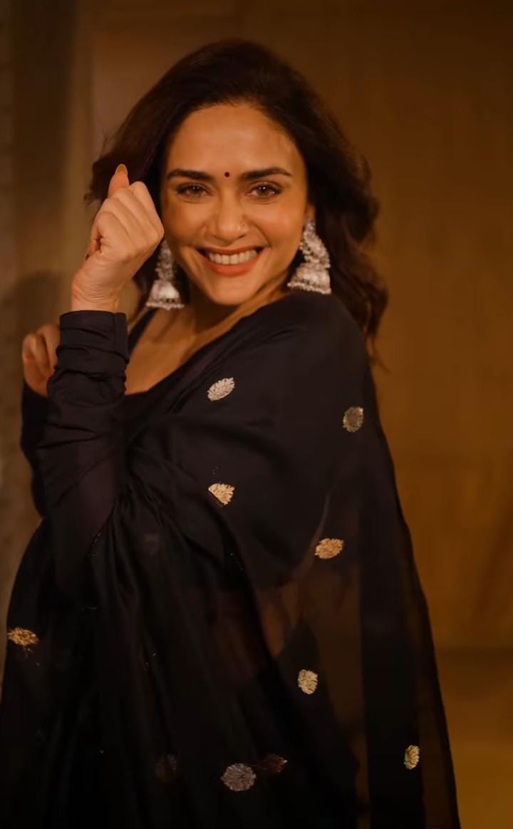 Amruta Khanvilkar saree look