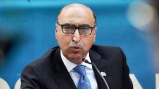 Abdul Basit Pakistan envoy nuclear threat to India | Former Pak diplomat bizarre remark on Delhi Mumbai | अब्दुल बासित यांची भारताला अण्वस्त्र धमकी | दिल्ली मुंबईवर बॉम्ब टाकण्याचे बासित यांचे विधान