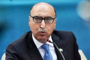 Abdul Basit Pakistan envoy nuclear threat to India | Former Pak diplomat bizarre remark on Delhi Mumbai | अब्दुल बासित यांची भारताला अण्वस्त्र धमकी | दिल्ली मुंबईवर बॉम्ब टाकण्याचे बासित यांचे विधान