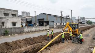 Ahilyanagar MIDC PNG gas pipeline installation for industries | Industrial gas supply relief Ahilyanagar news | अहिल्यानगर एमआयडीसी पीएनजी गॅस पुरवठा | उद्योजकांना औद्योगिक गॅस दिलासा बातमी