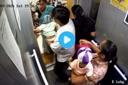 VIDEO: चिमुकलीचा हात लिफ्टमध्ये अडकला आणि…; पिंपरी-चिंचवडमधील काळजाचा ठोका चुकविणारा व्हिडीओ व्हायरल