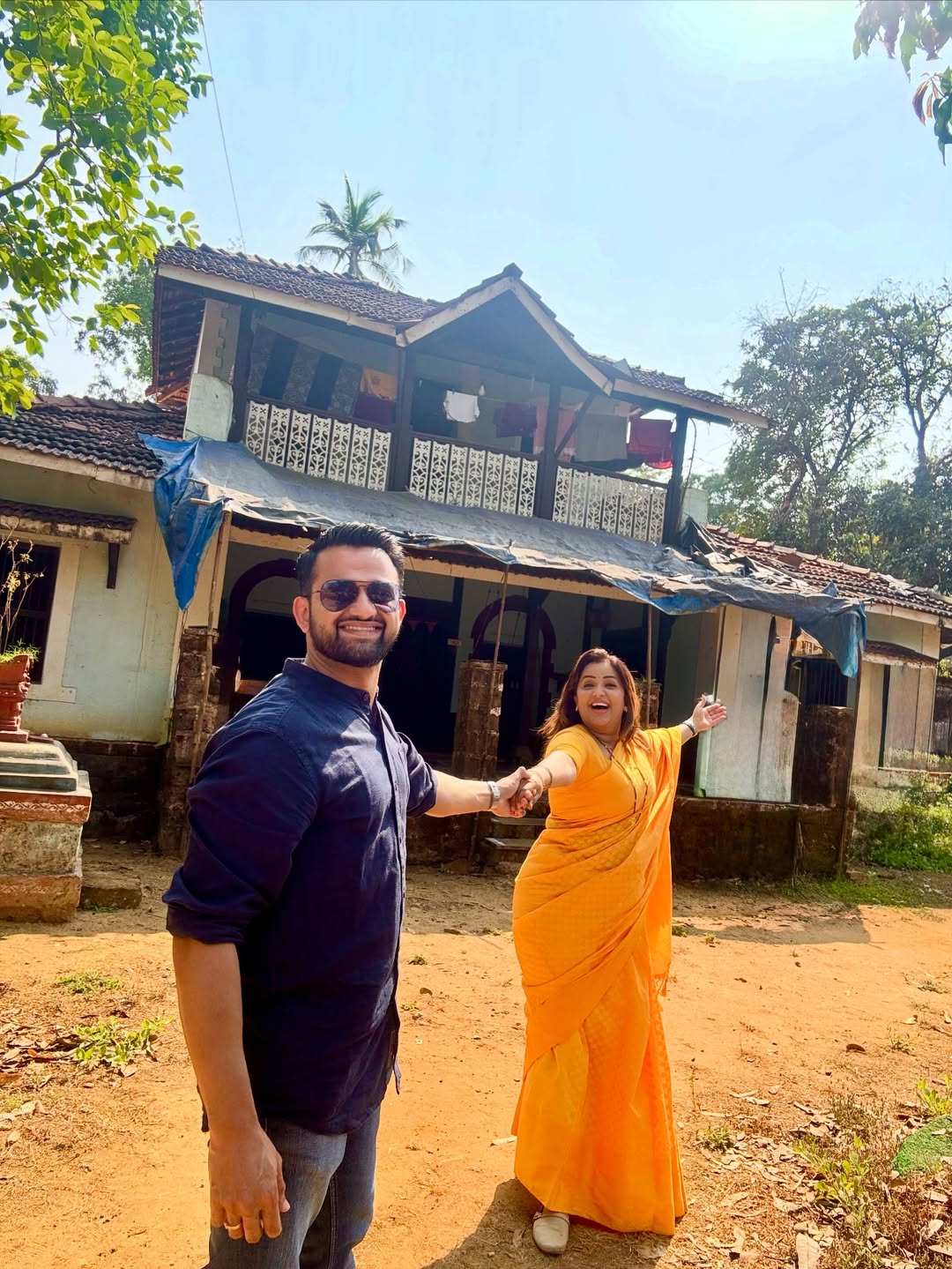 apurva nemlekar went to kokan sindhudurg revisit naik wada from ratris khel chale serial with husband