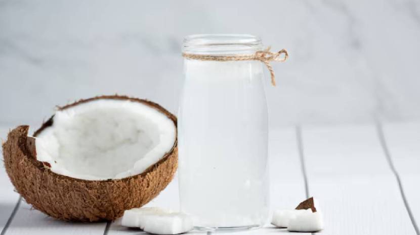 benefits-of-drinking-coconut-water-at-right-time
