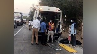 mumbai-ahmedabad-highway-accident-manor-vaghoba-khind-three-killed-bike-hit-run