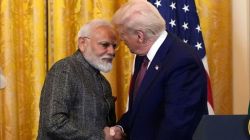 PM Modi Donald Trump Talk: होर्मुझच्या सामुद्रधुनीत अडकलेली भारतीय जहाजं सुटणार? डोनाल्ड ट्रम्प यांनी नरेंद्र मोदींशी केली चर्चा; नेमकं काय ठरलं?