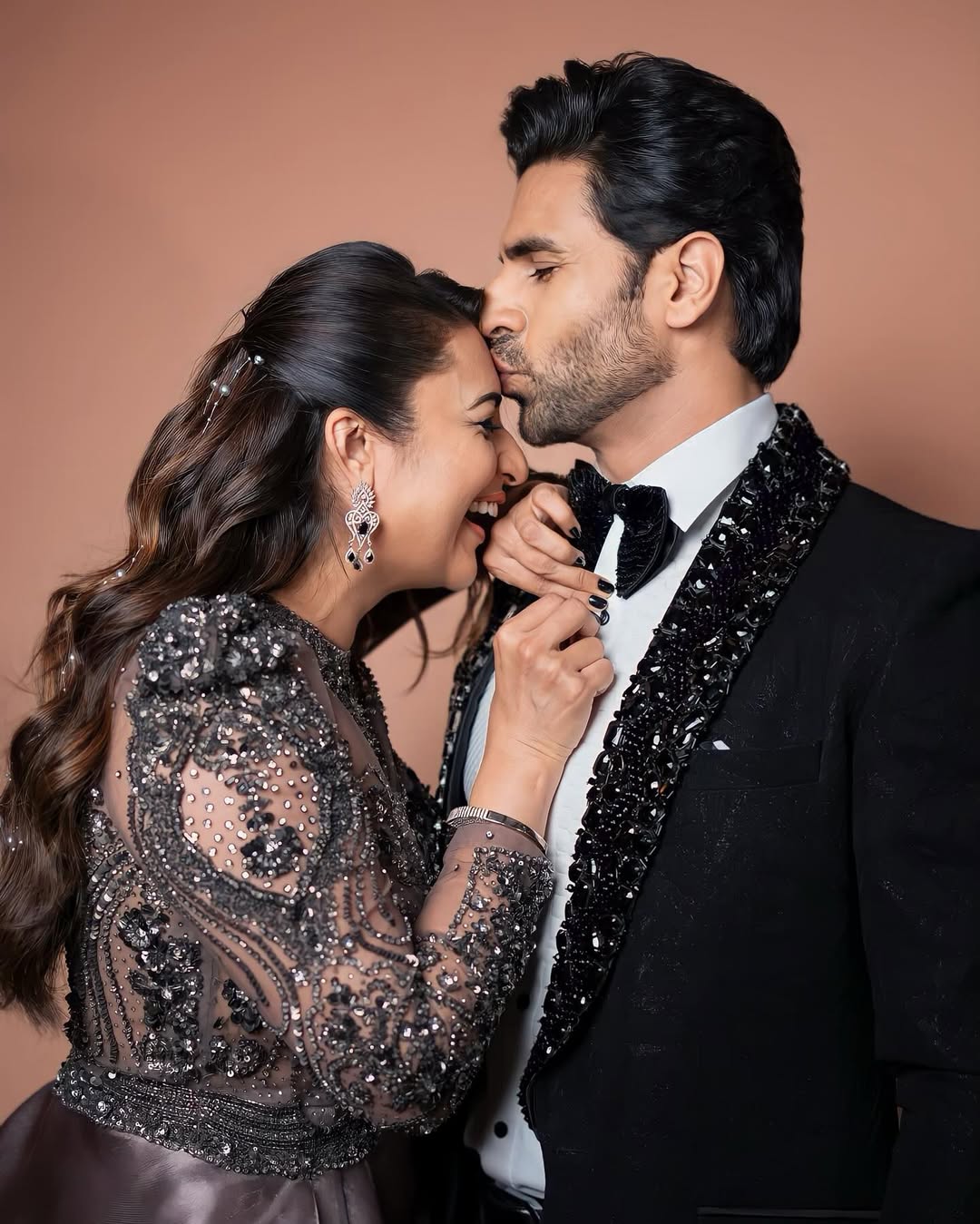 divyanka tripathi announces pregnancy vivek dahiya