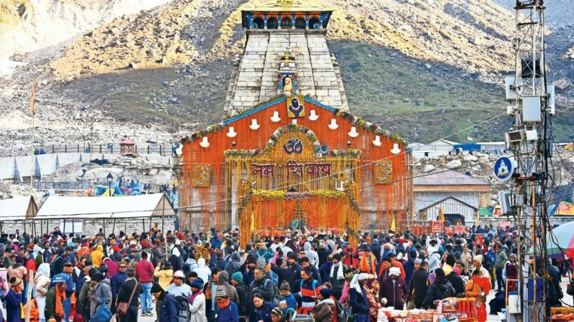 Kedarnath Helicopter Booking vs Trekking
