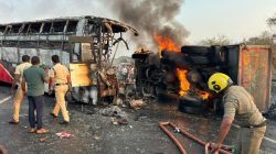 Andhra Pradesh Bus Accident Markapuram Fire: आंध्र प्रदेशात बस-ट्रकच्या भीषण धडकेनंतर आग; १३ प्रवाशांचा होरपळून मृत्यू, २० जखमी