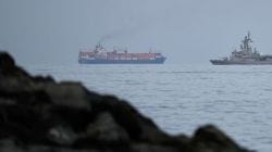 Strait of Hormuz Iran Ship Toll Tax News: जहाजं पार करण्यासाठी होर्मुझमध्ये ‘टोलनाका’; इराण आणतंय नवा कायदा