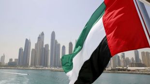 Dubai Abu Dhabi war threat warning by Jeffrey Sachs | UAE Iran conflict impact on tourism cities | दुबई अबू धाबी युद्ध धोका जेफ्री सॅक्स इशारा | यूएई इराण संघर्ष आणि दुबई पर्यटन शहरे