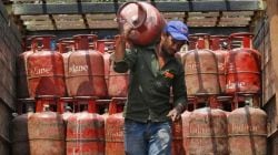 LPG Gas Shortage: स्वयंपाकाच्या गॅसचा तुटवडा भासणार? केंद्र सरकारचा मोठा निर्णय; आता सिलिंडर बुकिंगसाठी नवे नियम!