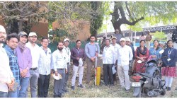 विरोधामुळे मनमाड-इंदूर रेल्वेमार्गासाठी पोलीस बंदोबस्तात संयुक्त मोजणी