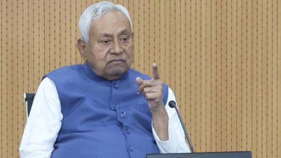 Nitish Kumar filing Rajya Sabha nomination papers | बिहारचे मुख्यमंत्री नितीश कुमार राज्यसभेसाठी सज्ज | Nitish Kumar statement on Bihar new government | नितीश कुमार यांचा राज्यसभा उमेदवारी अर्ज