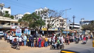 parbhani-administration-seizes-11-domestic-gas-cylinders-amidst-crackdown-on-illegal-commercial-use