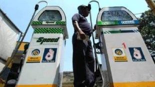 jalna-chhatrapati-sambhajinagar-fuel-rationing-order-petrol-diesel-limit-200-rupees-2026