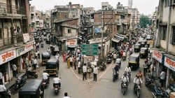 पुण्यातील ३२ रस्ते ‘बेपत्ता’