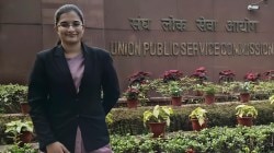 UPSC Result: рд╡рдбрд┐рд▓рд╛рдВрдЪреЗ рдЕрдзреБрд░реЗ рд╕реНрд╡рдкреНрди рд▓реЗрдХреАрдиреЗ рдХреЗрд▓реЗ рдкреВрд░реНрдг! рдХрд│рд╡рдгрдЪреА рдХрдиреНрдпрд╛ рдбреЙ. рд╕рд╛рдпрд▓реА рдкрдЧрд╛рд░ ‘рдпреВрдкреАрдПрд╕рд╕реА’рдд рджреЗрд╢рд╛рдд реорен рд╡реА