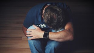 chikhali-pimpri-chinchwad-teenager-suicide-mobile-phone-checking-depression-police-investigation pune print news