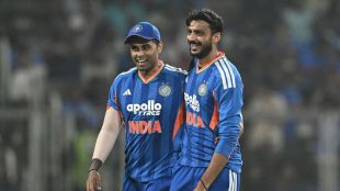 suryakumar yadav axar patel