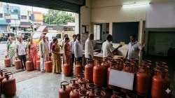 गॅस सिलिंडरचे गौडबंगाल! सिलिंडरचे परस्पर बुकींग अन् लगेच डिलिव्हरीचा मेसेज; ग्राहकाने चौकशी केली त्यावेळी…