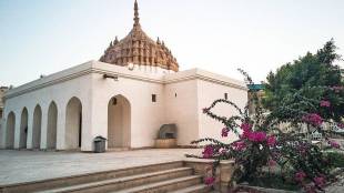 Vishnu Temple Iran Bandar Abbas | इराणमधील ऐतिहासिक विष्णू मंदिर बंदर अब्बास