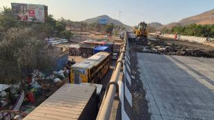 Mumbai Ahmedabad Highway Viwalvedhe flyover repair work