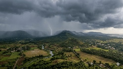 राज्यात पुढील काही दिवस पावसाचे; ‘या’ भागांना हवामान विभागाकडून ‘यलो अलर्ट’