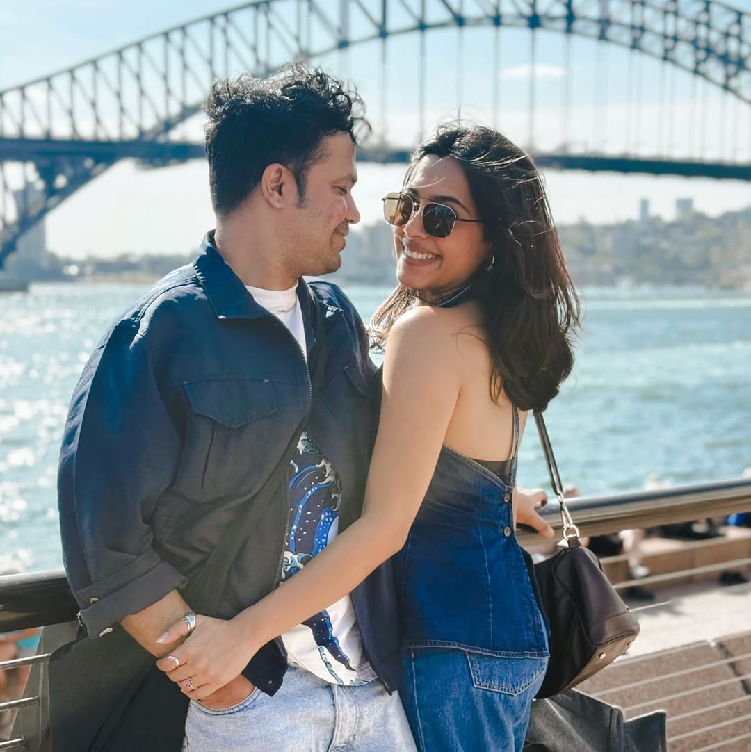 Dil Dosti Duniyadari fame couple Sakhi Gokhale romantic post for Suvrat Joshi