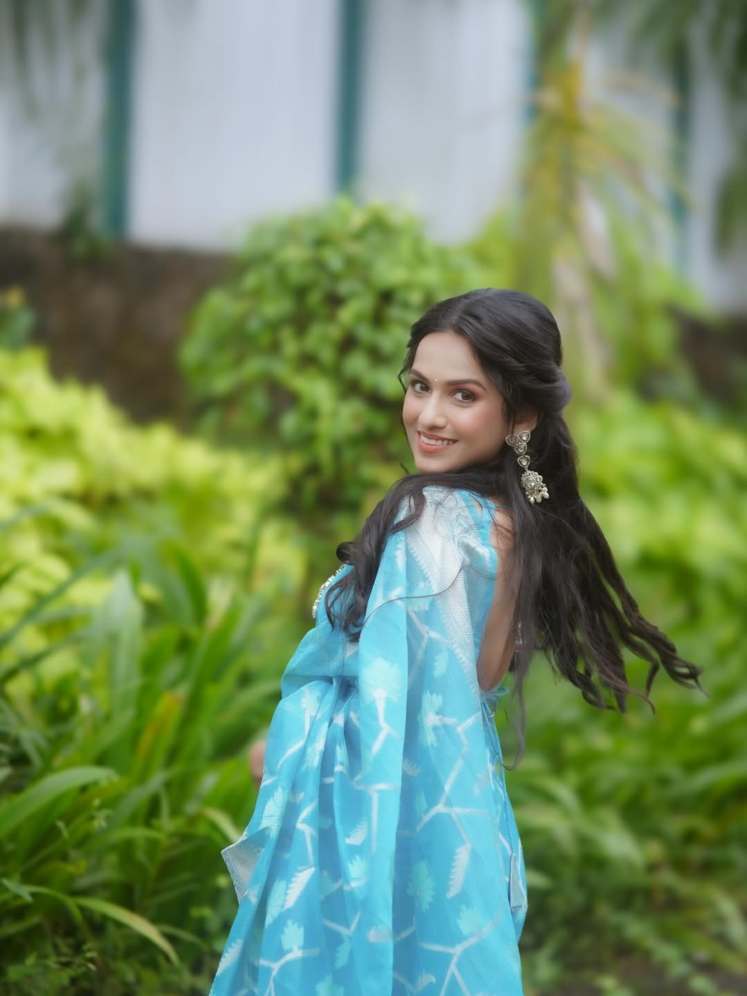 Shivani Baokar printed ethnic dress photos