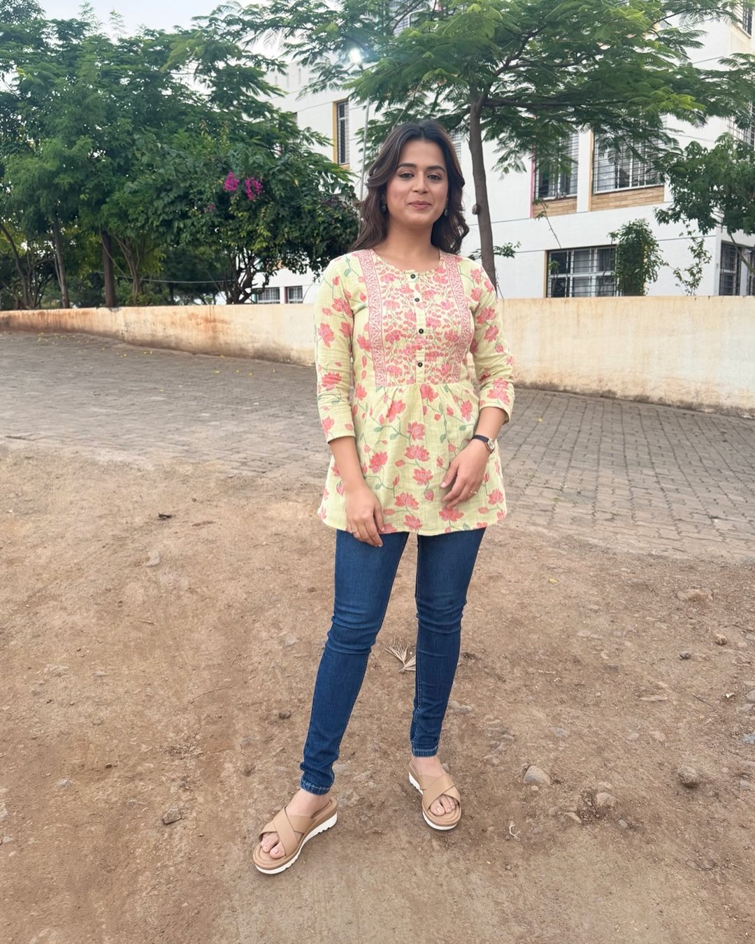 Prajakta Gaikwad fitness look from Aho Aikta Ka song