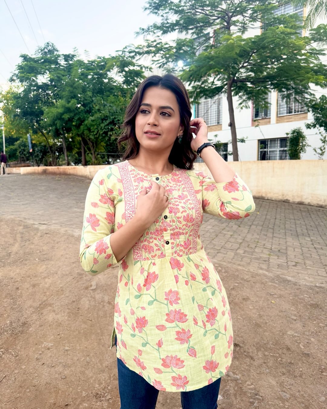 Prajakta Gaikwad fitness look from Aho Aikta Ka song