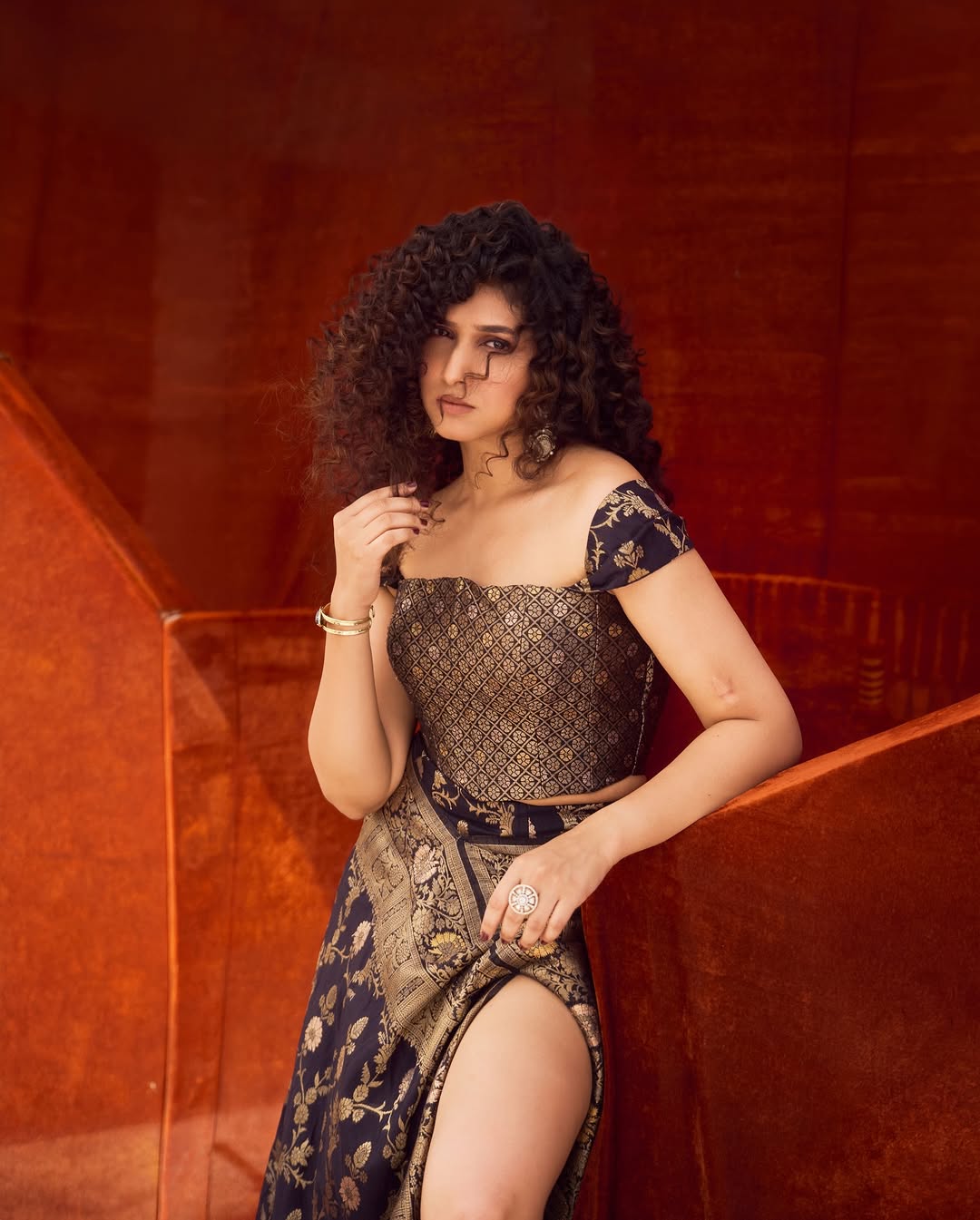 Priyadarshini Indalkar glamorous saree look