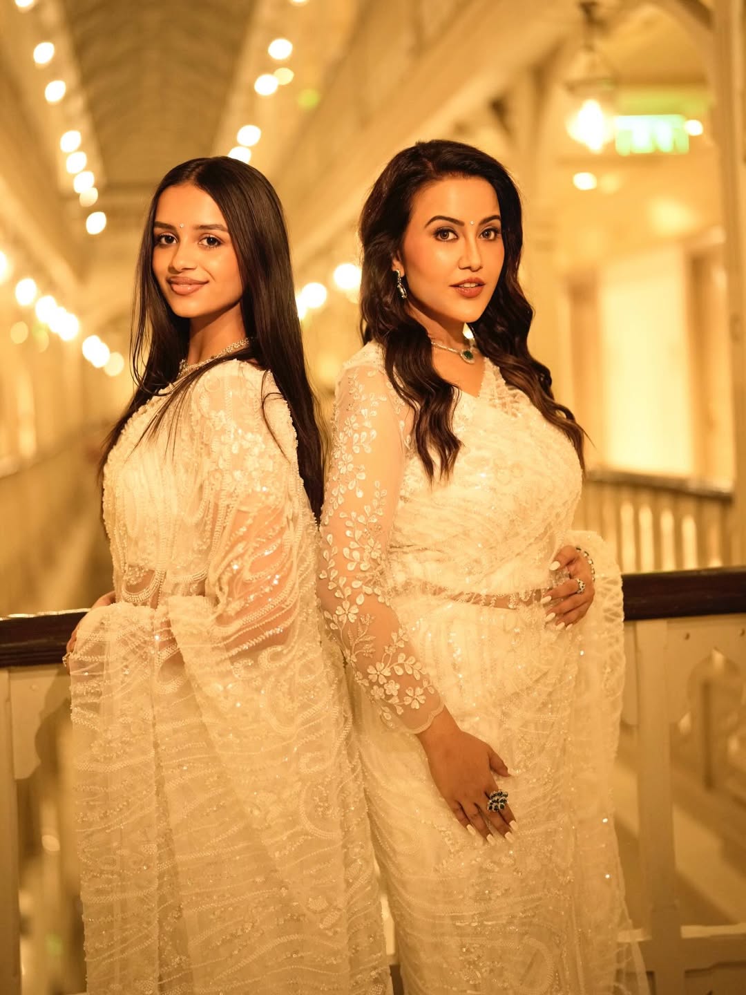 Amruta Fadnavis birthday celebration, Divija Fadnavis emotional post for mother,