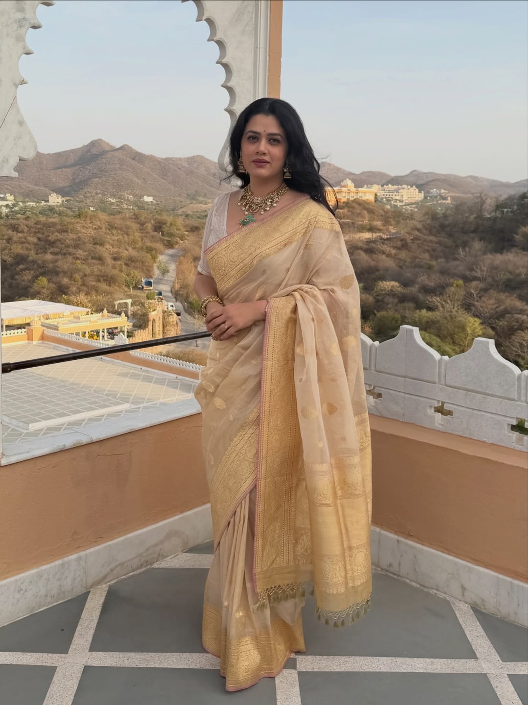 Girija Oak pastel dress look