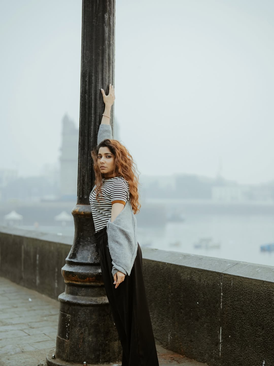 Gauri Nalawade stylish photoshoot at Gateway of India