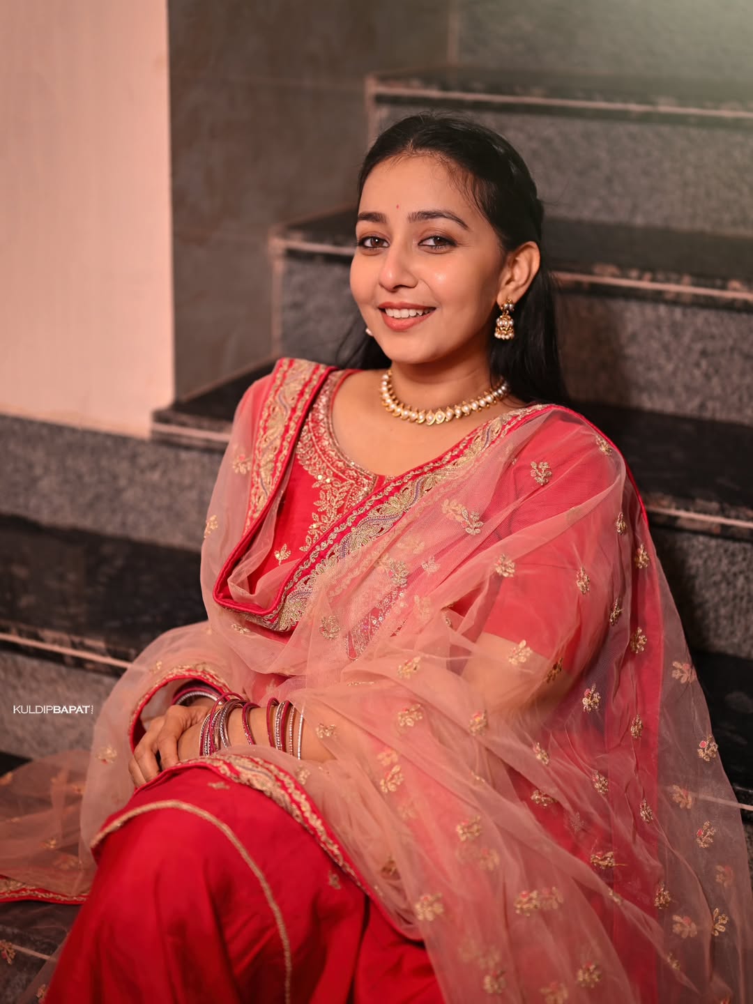 Rupal Nand traditional green saree look viral
