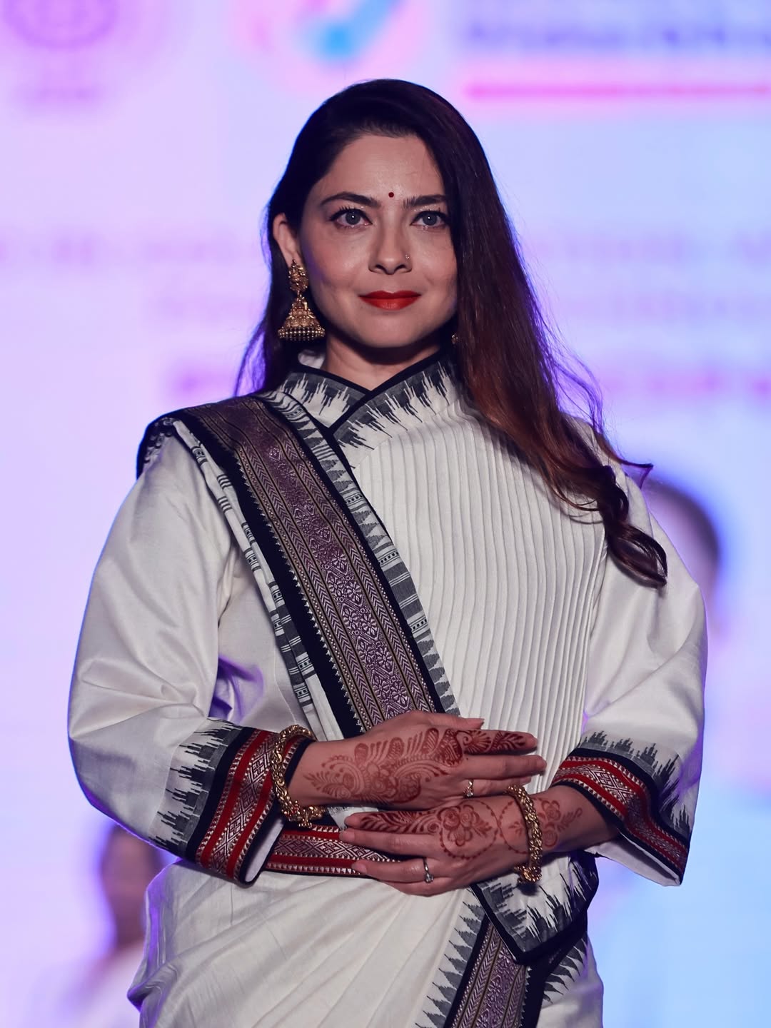 Sonalee Kulkarni Vidarbha Karvatkathi saree ethnic look
