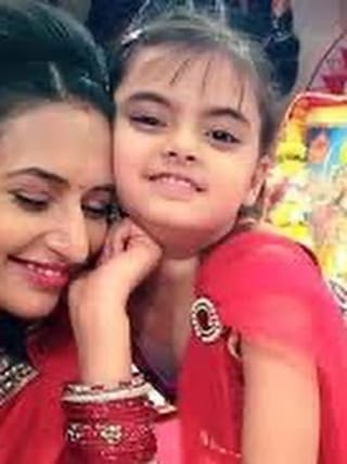 Divyanka Tripathi pregnancy at 41, Ruhaanika Dhawan emotional post for Ishimaa