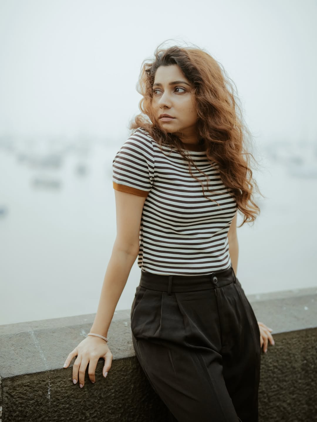 Gauri Nalawade stylish photoshoot at Gateway of India