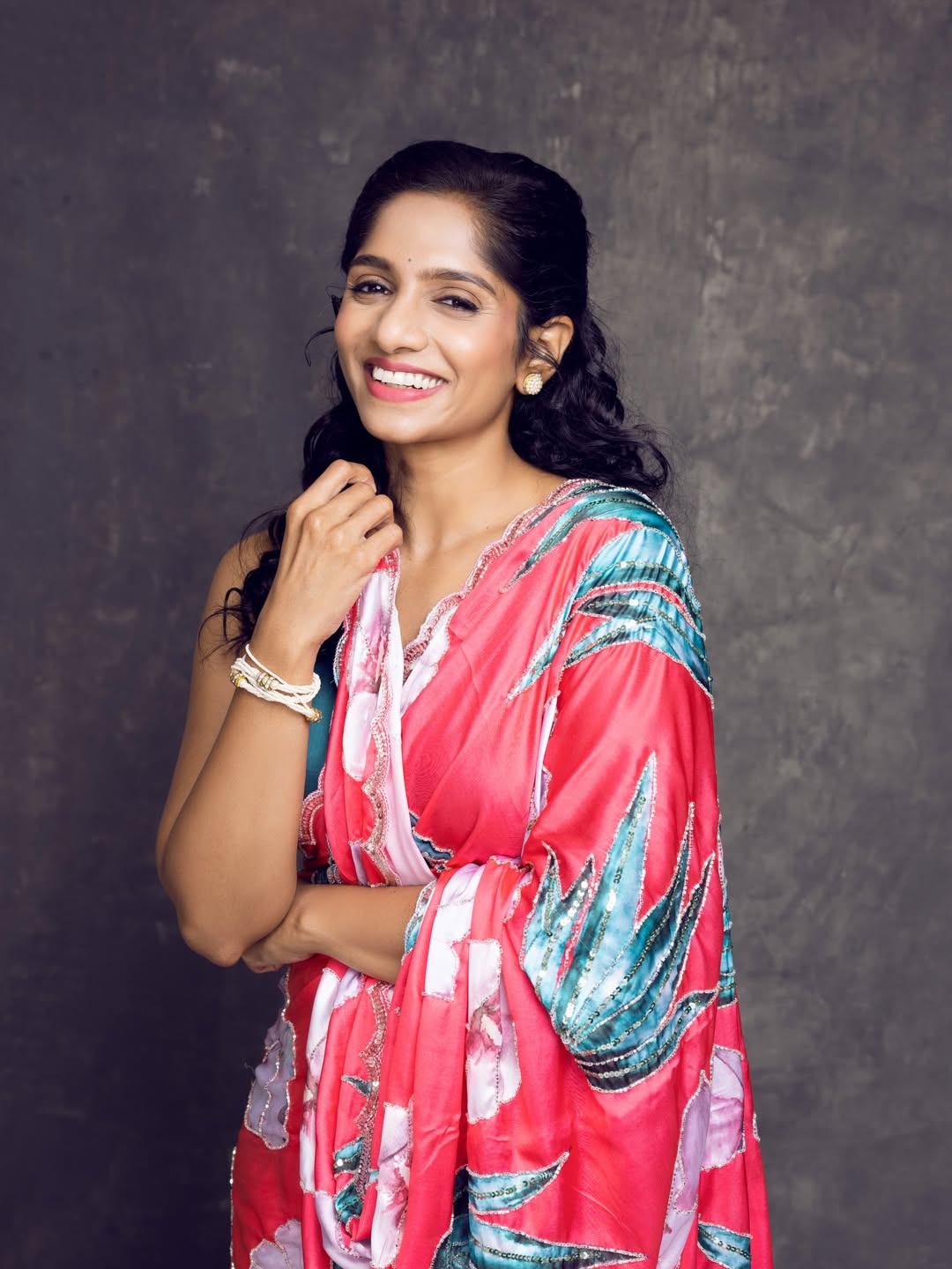 Jamie Lever saree look