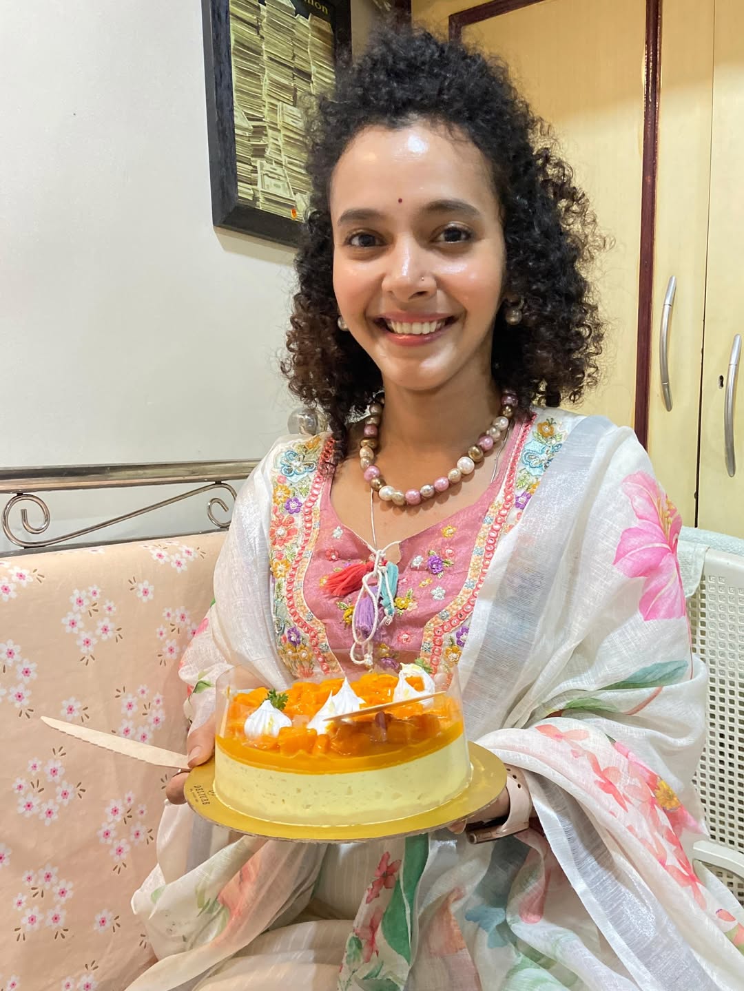 prajakta parab birthday celebration photos