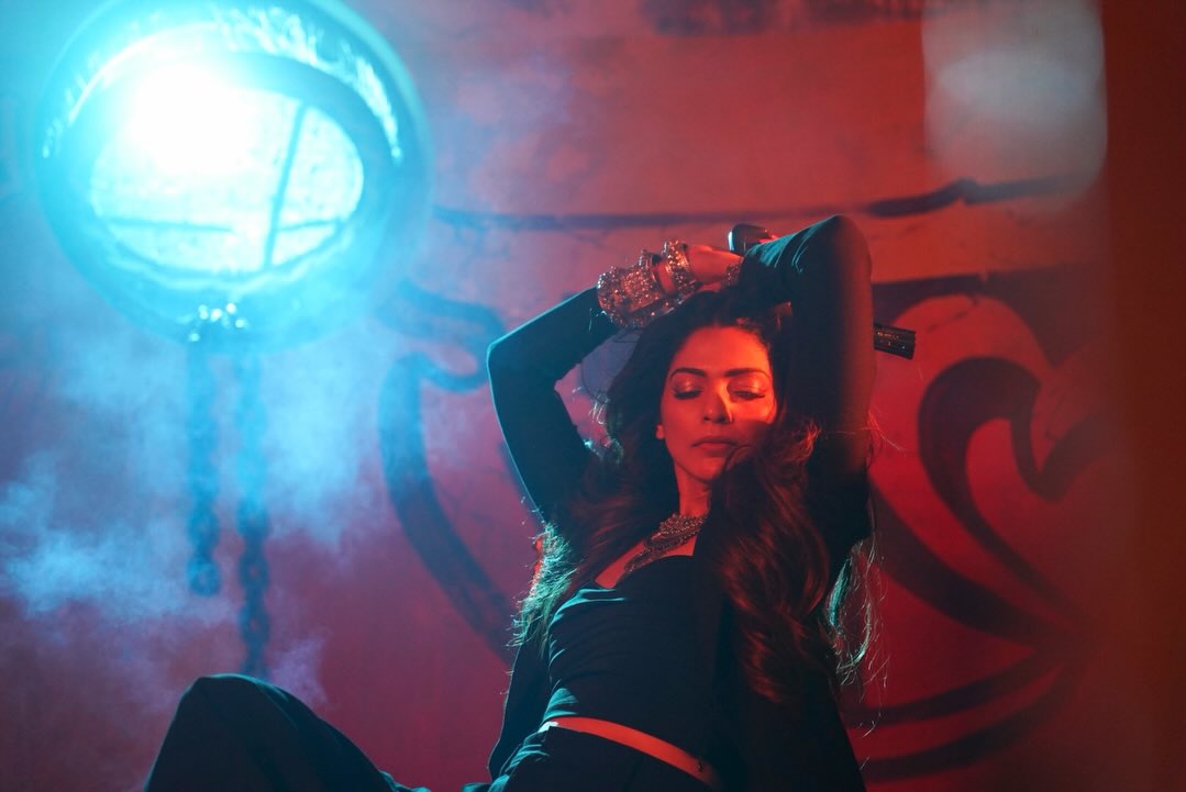 Pooja Sawant Salabardi movie new song look viral