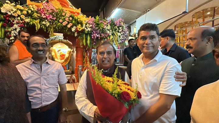 Mukesh Ambani Siddhivinayak visit on birthday