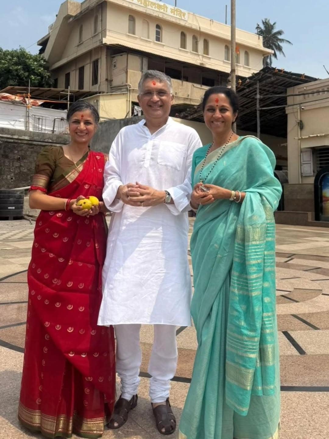 Supriya Sule daughter wedding invitation, first wedding card offered at Siddhivinayak temple
