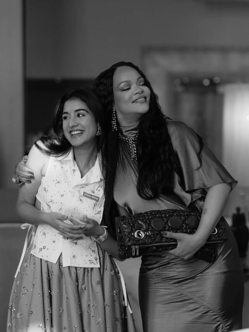 Rihanna in Mumbai Antilia Rihanna Aarti at Ambani House,